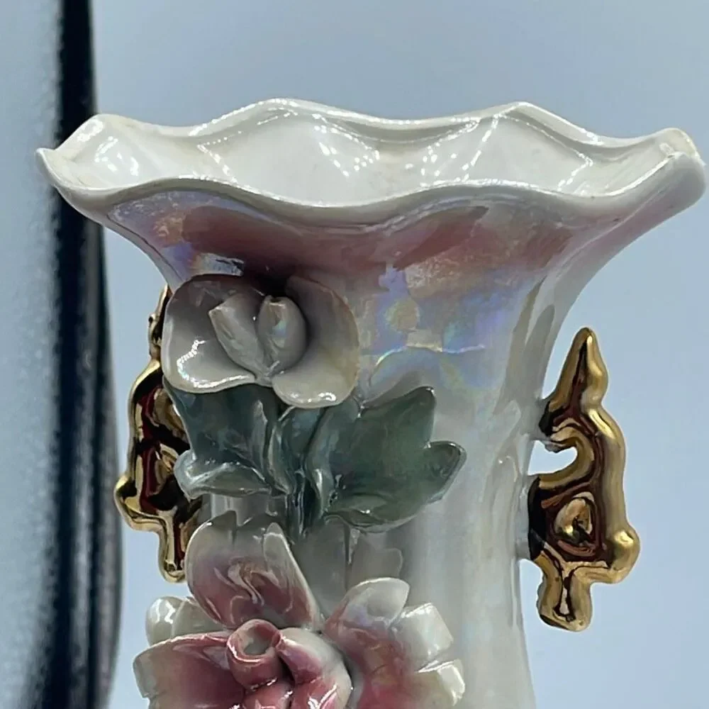 Vintage Vase iridescent Lusterware applied ceramic roses. - Picture 8 of 9